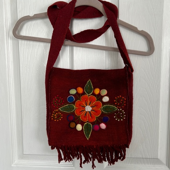 Vintage Handbags - Vintage 60s/70s Crochet Embroidered Fringe Purse